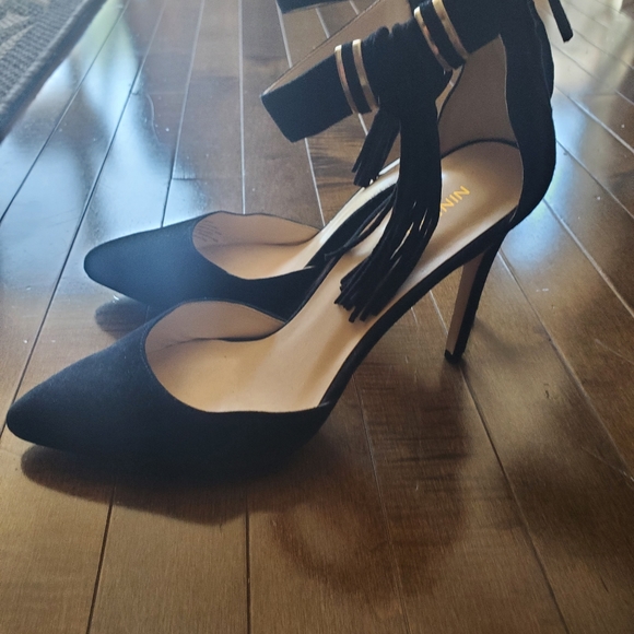 ❌❌ SOLD❌❌Nine west heel shoes - Picture 3 of 5